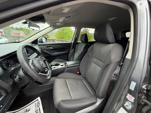 Used 2024 Nissan Rogue SV AWD/4WD image 9