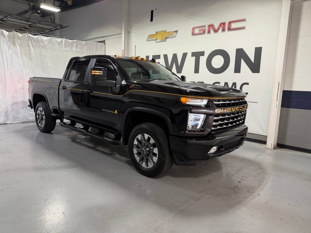 Used 2022 Chevrolet Silverado 2500 LTZ w/ Carhartt Edition AWD/4WD image 2