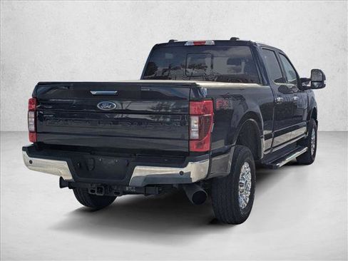 Used 2022 Ford F250 XLT w/ XLT Premium Package image 3