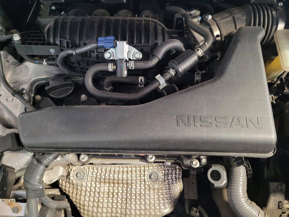 Used 2020 Nissan Rogue S FWD image 30