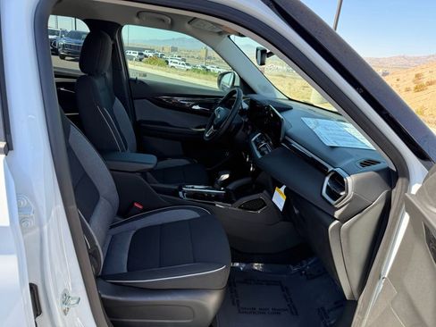 New 2026 Chevrolet TrailBlazer LT w/ Convenience Package image 13