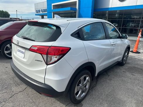 Used 2021 Honda HR-V LX image 3