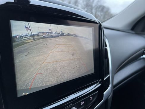 Used 2019 Chevrolet Traverse LT image 15