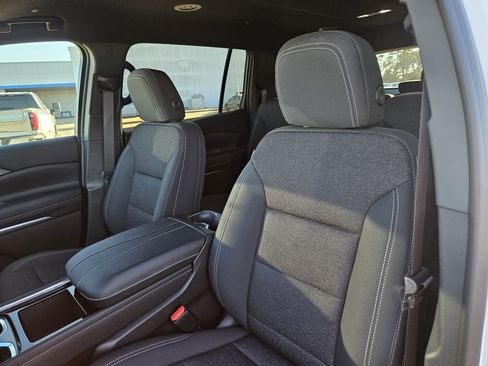 New 2026 Chevrolet Traverse LT w/ Midnight/Sport Edition image 9