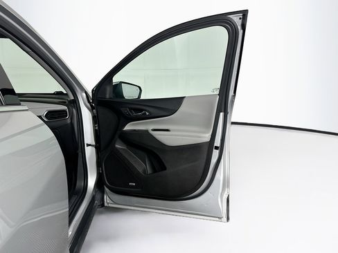 Used 2019 Chevrolet Equinox Premier FWD image 34