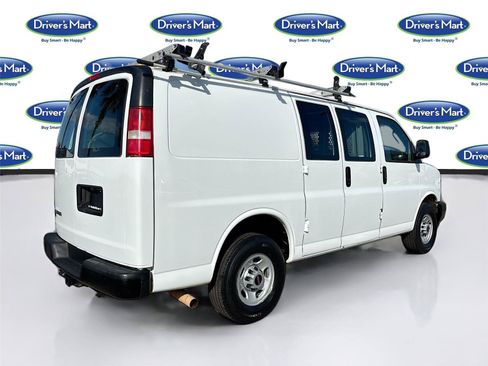 Used 2017 GMC Savana 2500 RWD image 7