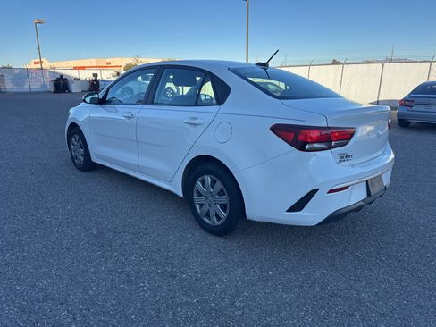 Used 2023 Kia Rio LX image 3