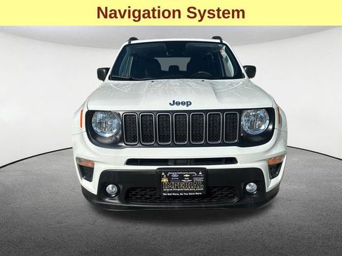 Used 2022 Jeep Renegade Latitude AWD/4WD image 4