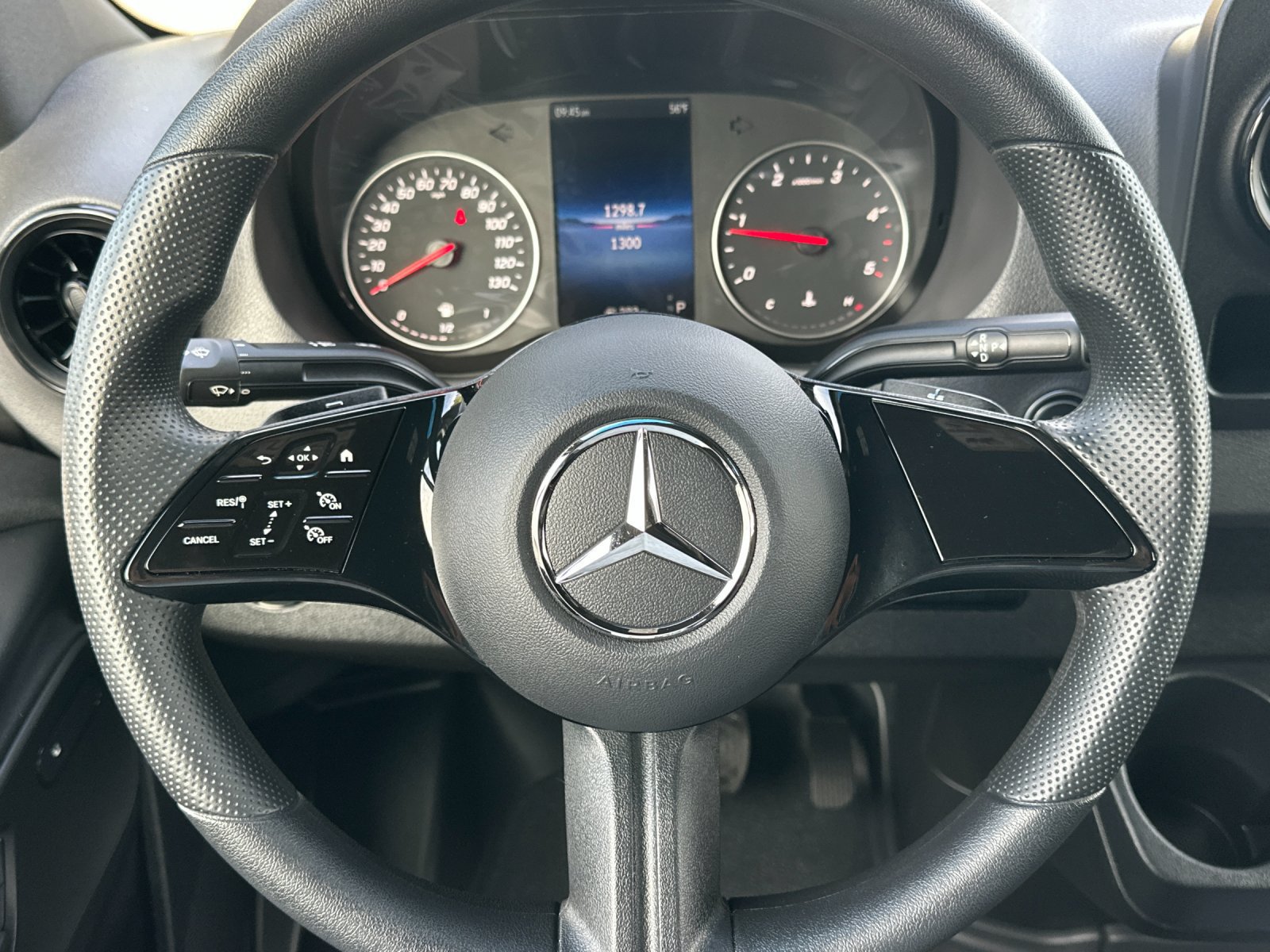 Used 2025 Mercedes-Benz Sprinter 2500 image 22