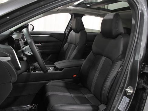 Certified 2025 MAZDA CX-50 AWD 2.5 S w/ Premium Package image 5