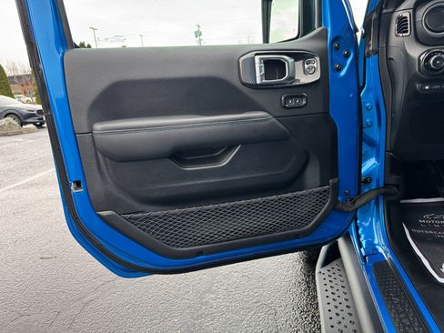 Used 2023 Jeep Wrangler Unlimited Rubicon 4xe w/ Dual Top Group image 49