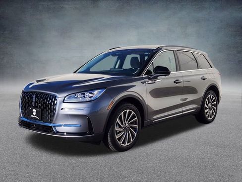 New 2025 Lincoln Corsair Reserve w/ Towing Package image 3