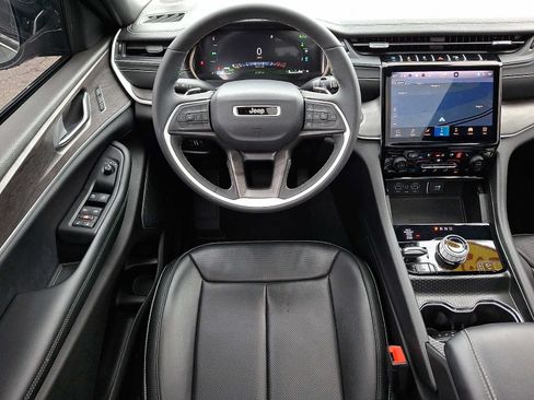 Used 2024 Jeep Grand Cherokee Limited 4xe AWD/4WD image 12