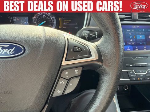 Used 2020 Ford Fusion SE FWD image 16