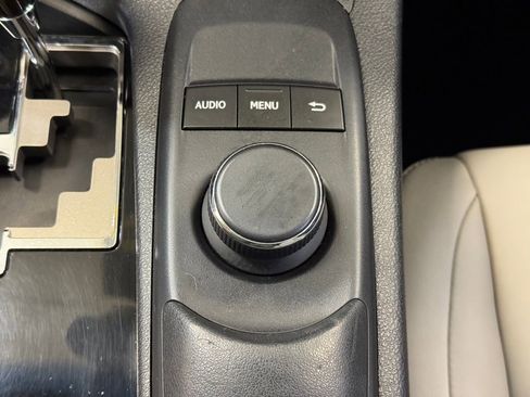 Used 2013 Lexus ES 350 w/ Premium Pkg image 37