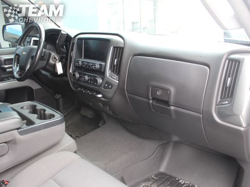 Used 2019 Chevrolet Silverado 1500 LT w/ All Star Edition image 27