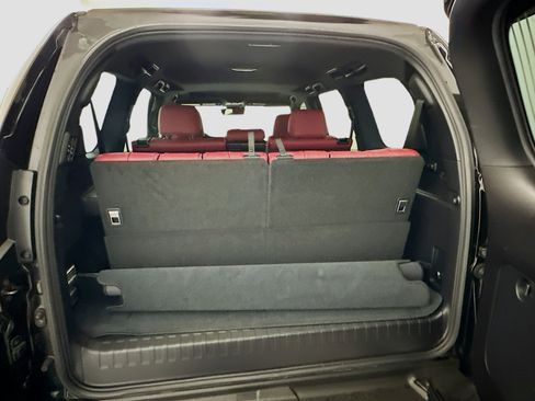 Used 2021 Lexus GX 460 Luxury image 32