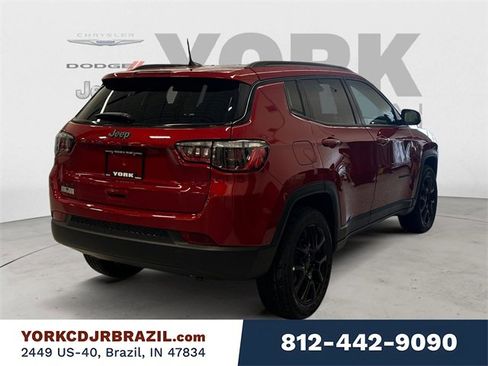 New 2026 Jeep Compass Latitude image 5