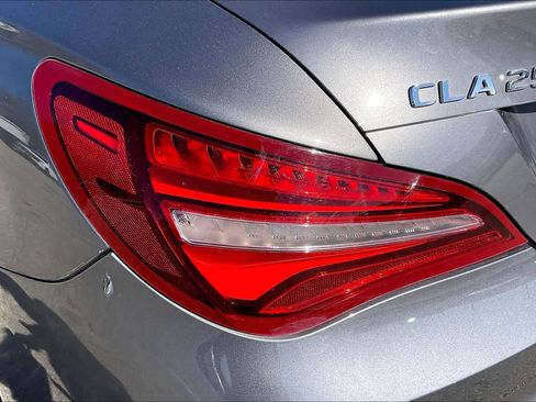 Used 2019 Mercedes-Benz CLA 250 image 29