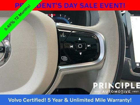 Certified 2023 Volvo XC90 B5 Plus w/ Protection Package Premier image 24