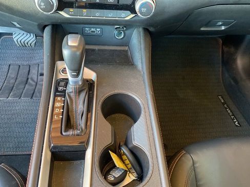 Used 2021 Nissan Altima 2.5 SR image 35