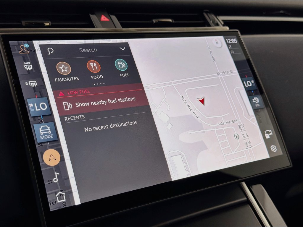 New 2026 Land Rover Range Rover Velar S AWD/4WD image 13