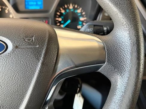 Used 2015 Ford Transit 150 XLT image 24