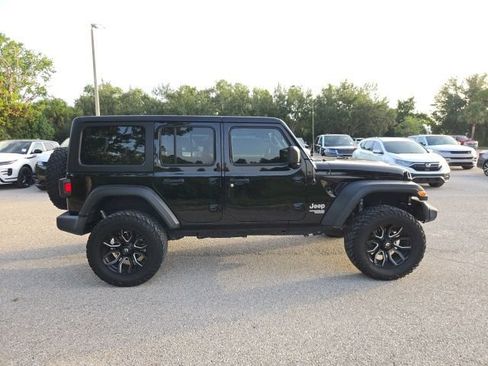 Used 2021 Jeep Wrangler Unlimited Sport AWD/4WD image 6