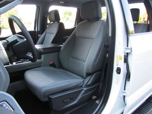 Used 2025 Ford F250 XLT w/ FX4 Off-Road Package AWD/4WD image 15