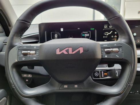 Used 2024 Kia EV9 Land AWD/4WD image 14