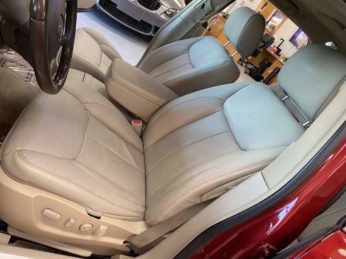 Used 2008 Cadillac DTS image 18