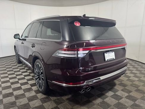 Certified 2023 Lincoln Aviator Black Label w/ Dynamic Handling Package AWD/4WD image 3