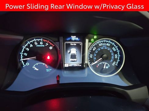 Used 2022 Toyota Tacoma TRD Sport image 10