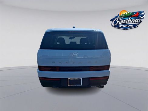 Used 2026 Hyundai Santa Fe SE FWD image 5