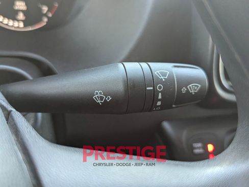 Used 2025 RAM ProMaster 2500 w/ Convenience Group FWD image 22