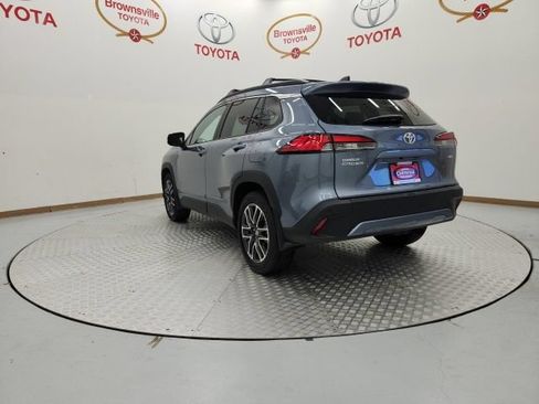 Used 2026 Toyota Corolla Cross XLE FWD image 6