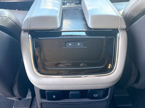 Used 2022 Lincoln Navigator Reserve image 24