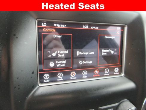 Used 2019 Jeep Grand Cherokee Laredo AWD/4WD image 16