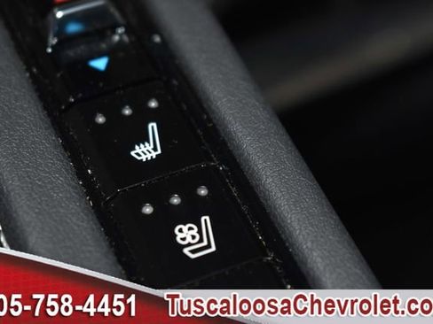 Used 2024 Chevrolet Corvette Stingray Preferred Cpe w/ Body-Color Dual Roof Package image 31