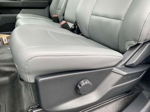 New 2025 Ford F550 2WD Regular Cab Super Duty image 11