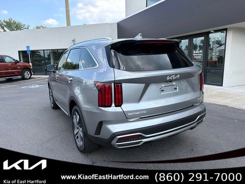 Used 2023 Kia Sorento SX Prestige AWD/4WD image 10