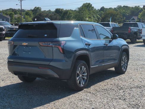 New 2026 Chevrolet Equinox LT w/ Safety and Technology Package FWD image 9