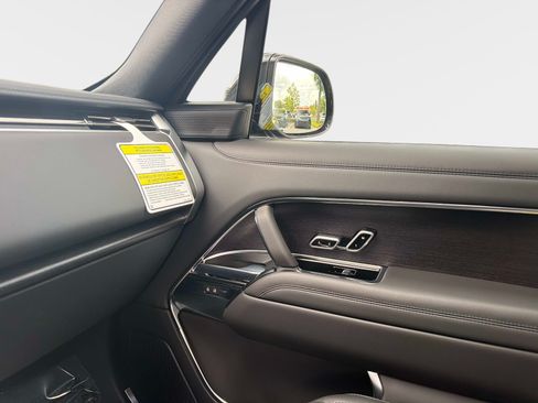 New 2026 Land Rover Range Rover SE AWD/4WD image 21
