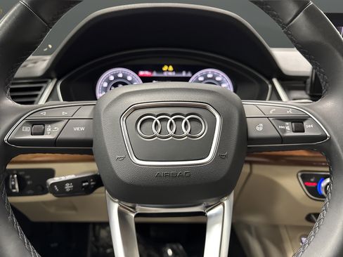 Used 2023 Audi Q5 e Premium Plus w/ Premium Plus Package AWD/4WD image 17