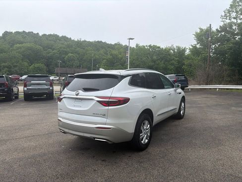 Used 2018 Buick Enclave Premium AWD/4WD image 3