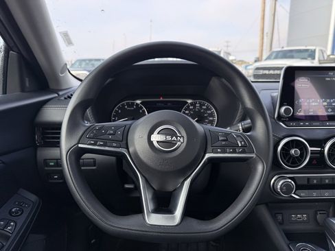 Used 2024 Nissan Sentra SV image 13