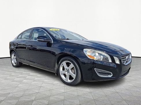 Used 2012 Volvo S60 T5 image 1