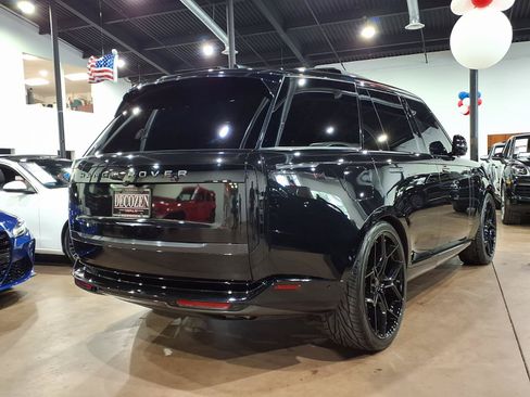 Used 2024 Land Rover Range Rover SE AWD/4WD image 5