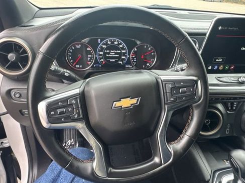 Used 2024 Chevrolet Blazer Premier w/ Enhanced Convenience Package image 32