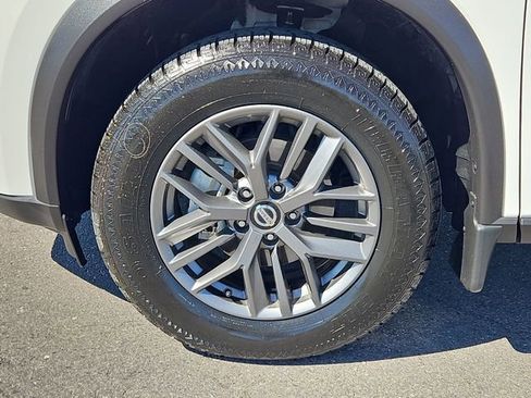 Used 2021 Nissan Rogue S image 10